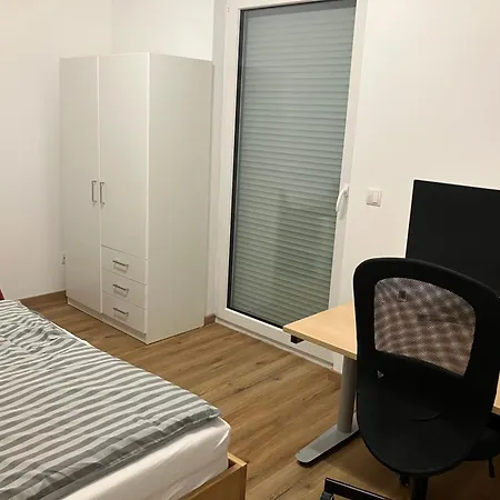 Charming In A Modern House Privatunterkunft